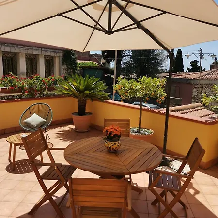 Daire La Cartolina *