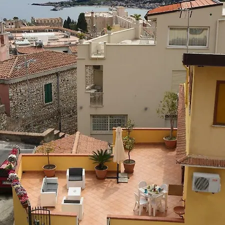 Apartment La Cartolina