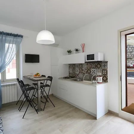 La Cartolina Daire Taormina